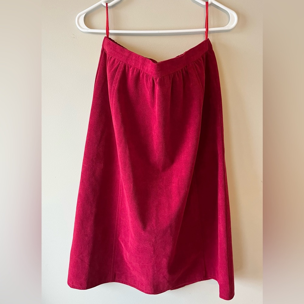 VTG Moody Dark Red A-Line Faux Suede Skirt Midi Size S/M - Romantic Whimsigoth - Picture 2 of 8